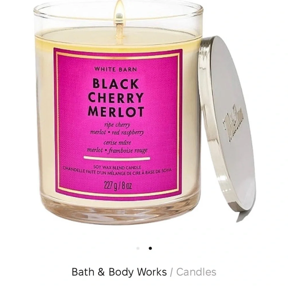 💟🆕💟 Bath and Body Works Black Cherry Merlot-  7 Ounce Candle
